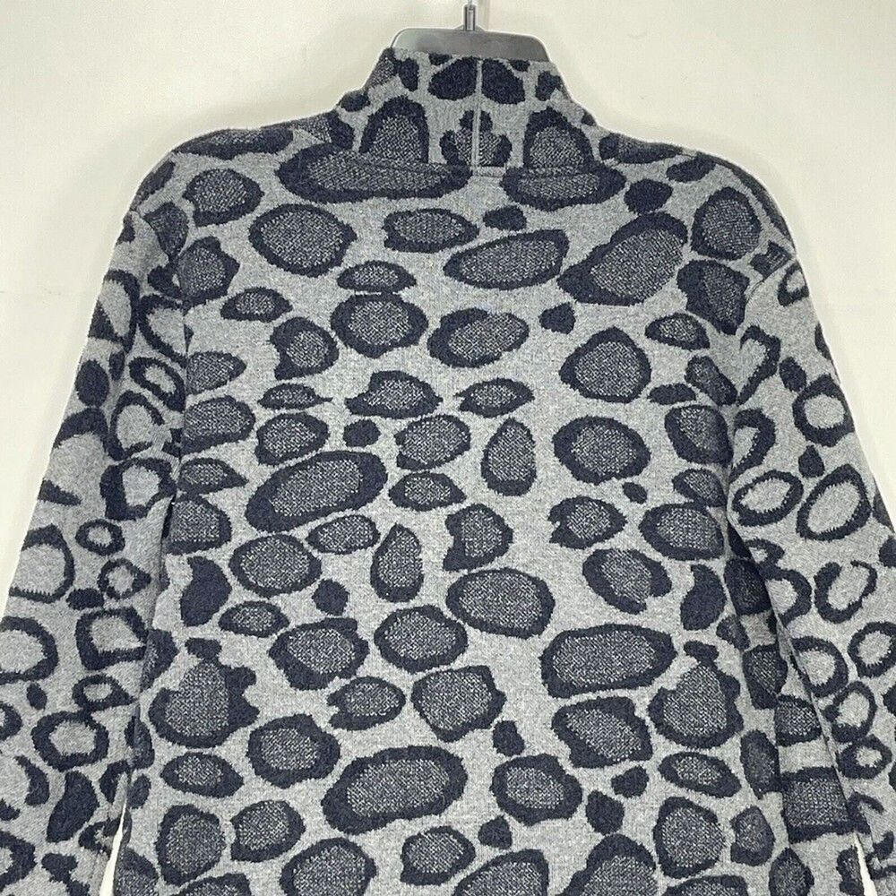 Women’s Cardigan Open Front Size M Gray Leopard Print Knit Pocked Sweet Romeo - Picture 5 of 16